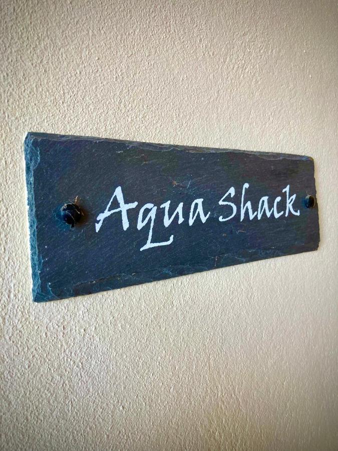 Aqua Shack At Pure Shores Retreats Apartman New Quay Kültér fotó